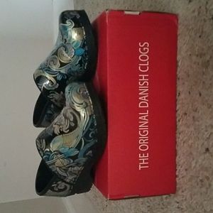 Sanita clogs Euro sz37 black/blue